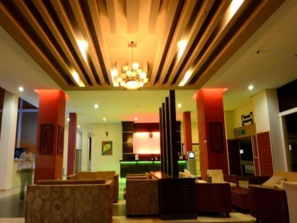 Puteri Beach Resort Porto Dickson Exterior foto